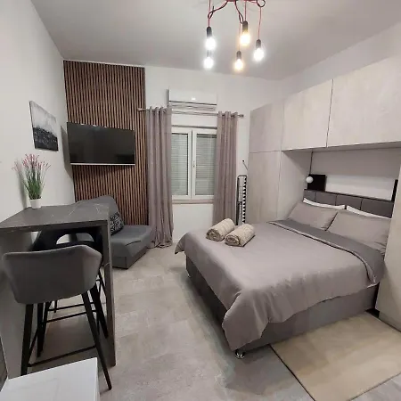 Stefan 2 Apartment